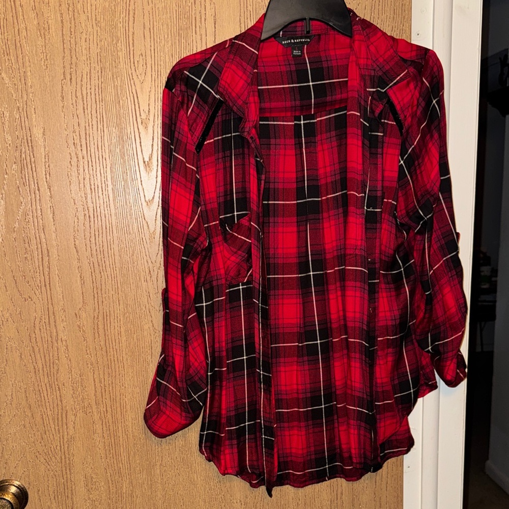 Rock & Republic Red and Black Plaid Shirt